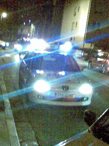 les  poul� en  mode action police j veut dir